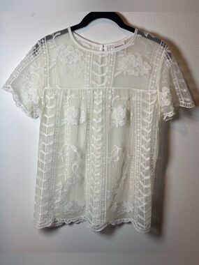 Mossimo Supply Co. White Floral Lace Short Sleeve Overlay Top